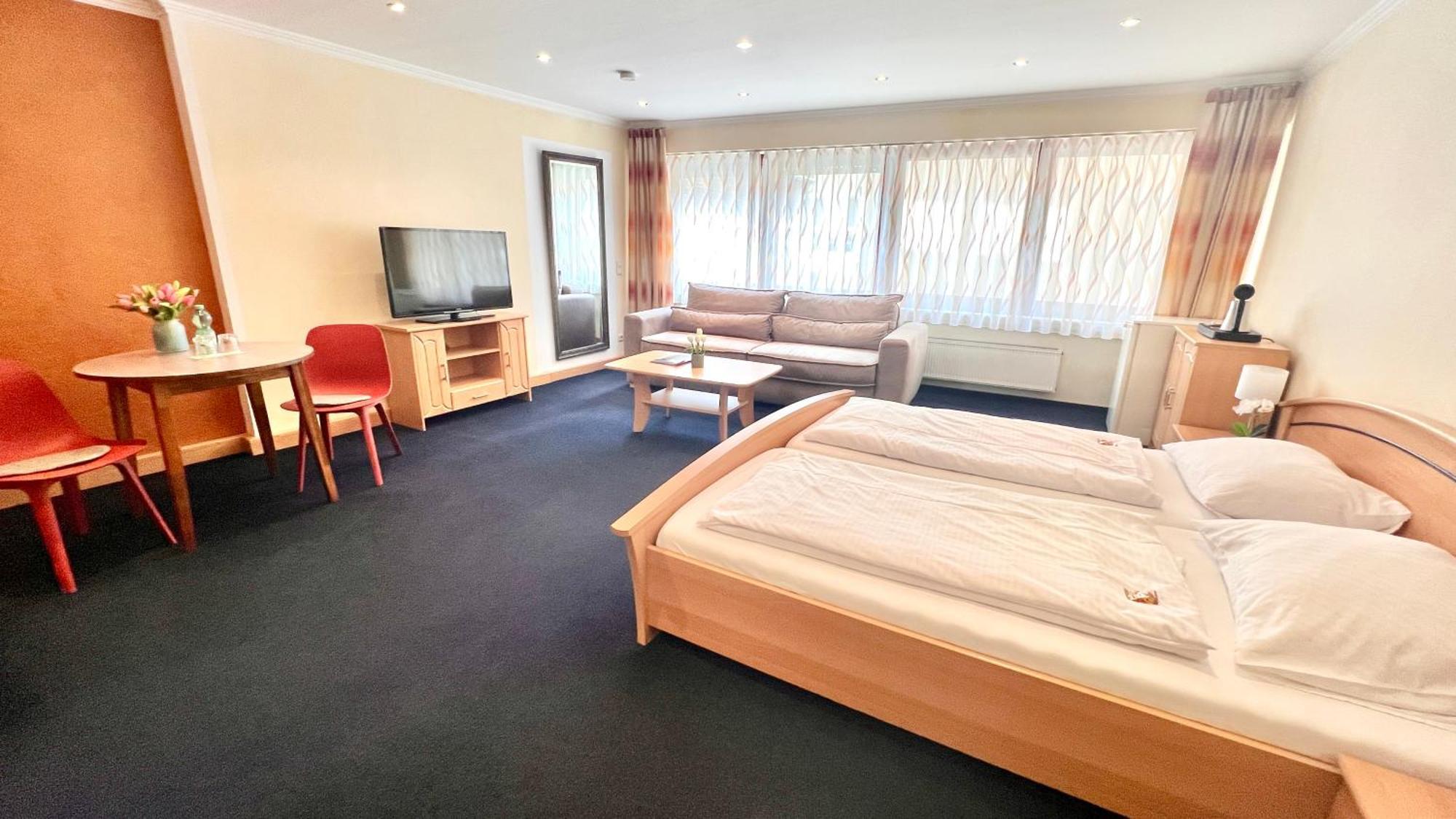 Hotel Zur Loreley - Garni سانكت غور المظهر الخارجي الصورة