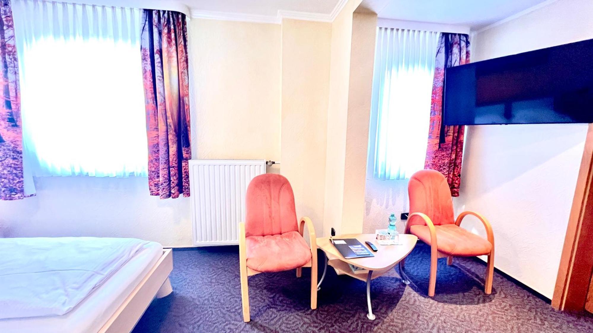 Hotel Zur Loreley - Garni سانكت غور المظهر الخارجي الصورة