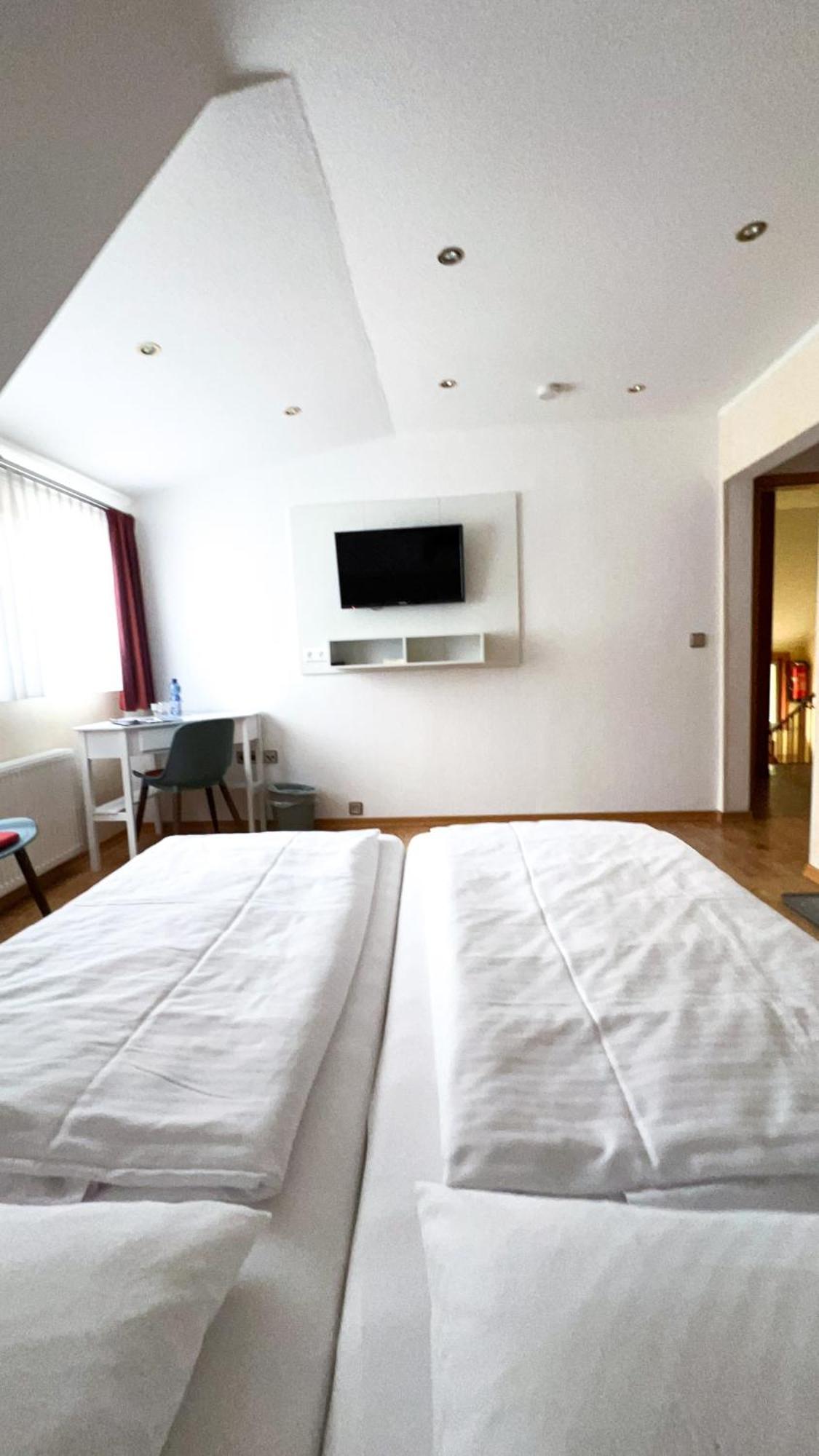 Hotel Zur Loreley - Garni سانكت غور المظهر الخارجي الصورة