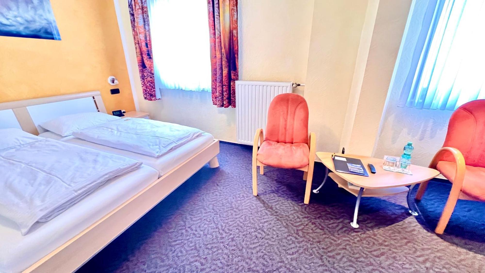 Hotel Zur Loreley - Garni سانكت غور المظهر الخارجي الصورة