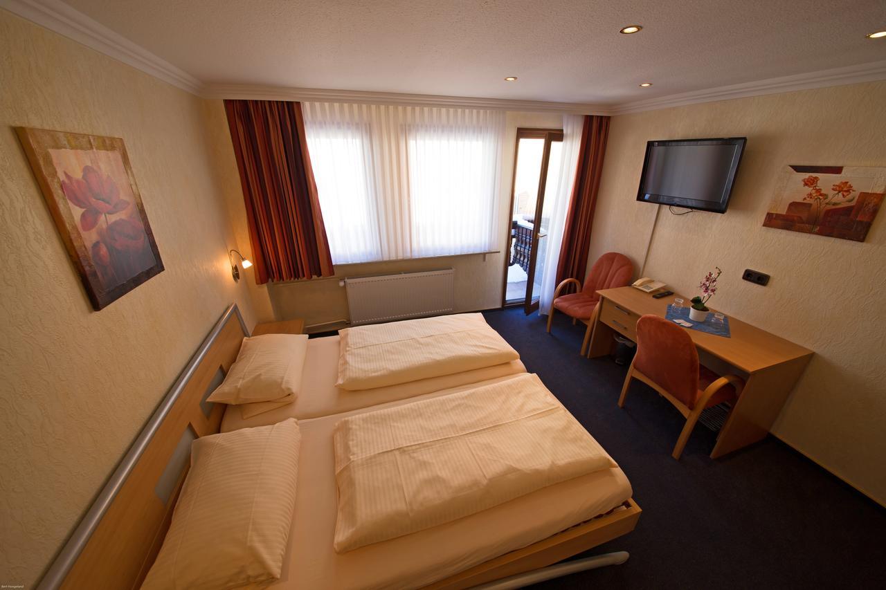 Hotel Zur Loreley - Garni سانكت غور المظهر الخارجي الصورة